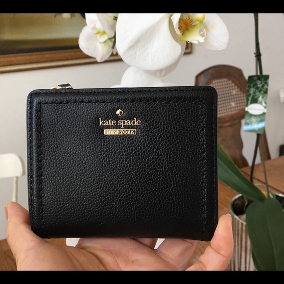 kate spade patterson wallet